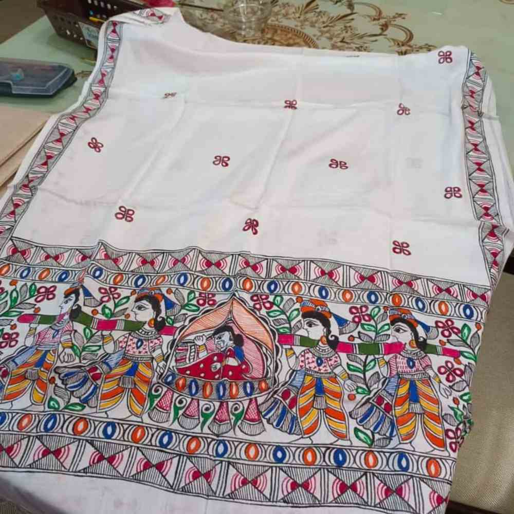 Maadhubani Painting White Colour Stole - Fish